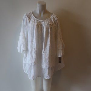 NWT Womens Carla Giannini White Bell Sleeve Blouse W/Crochet Details O/S *